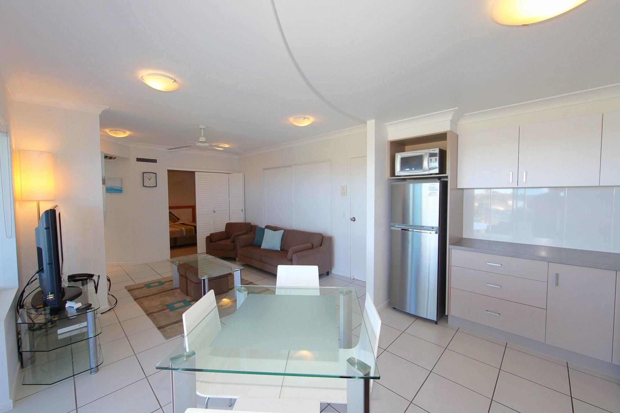 Koola Beach Apartments Bargara Eksteriør bilde