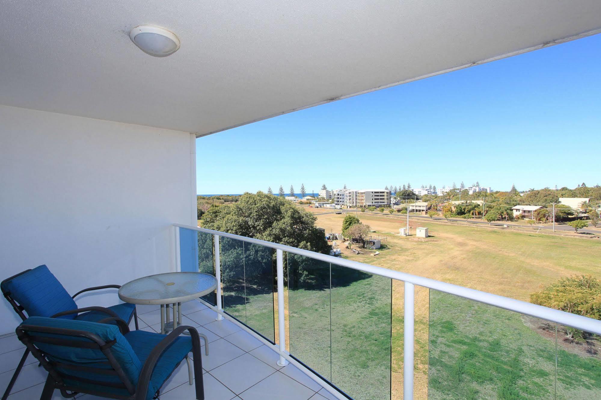 Koola Beach Apartments Bargara Eksteriør bilde